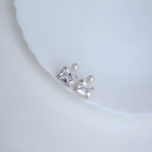 Pearl Radiance Studs Earrings