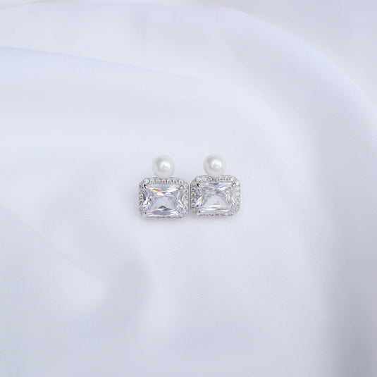Pearl Radiance Studs Earrings