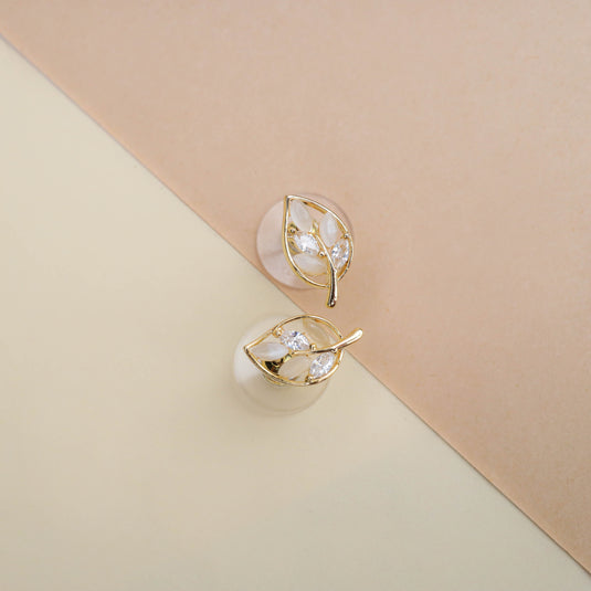 Lumi Leaf Studs Earrings