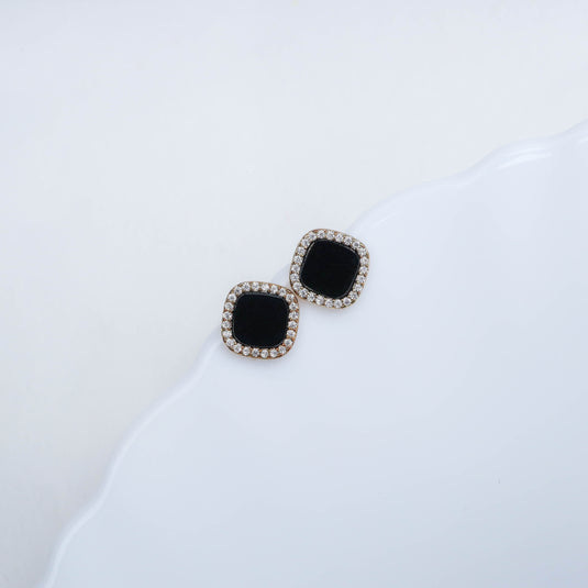 Deco Onyx Studs Earrings