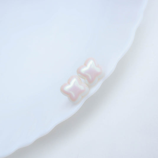 Pearl Luster Mini Studs Earrings