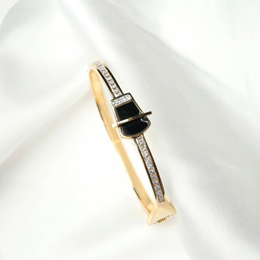QuinShine luxury black stone bracelet with gold band and sparkling clear crystals
