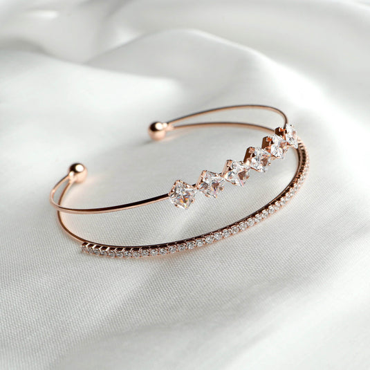 QuinShine sparkling rose vine bracelet featuring rose gold finish with clear crystal accents