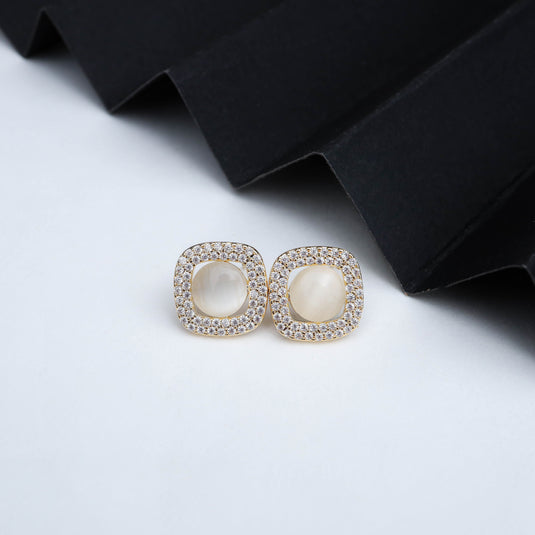 Golden Zenith Studs Earrings