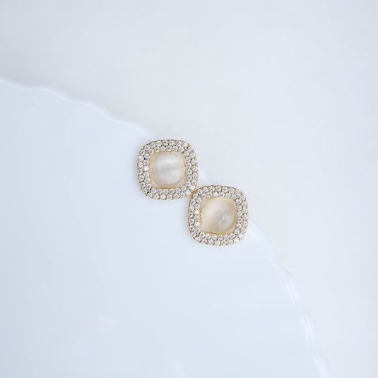 Golden Zenith Studs Earrings