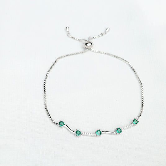 QuinShine elegant emerald bracelet for women with silver chain and green gemstone accents