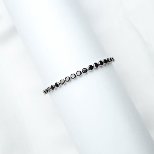 QuinShine silver bracelet with black stones designed as elegant jewelry for evenings