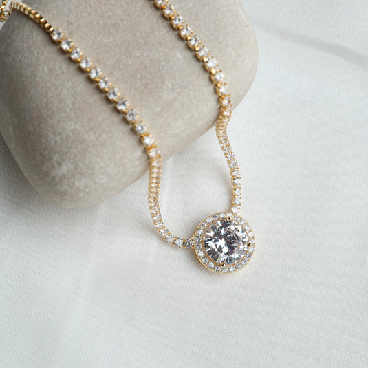QuinShine elegant tennis necklace jewelry with gold chain and round diamond pendant