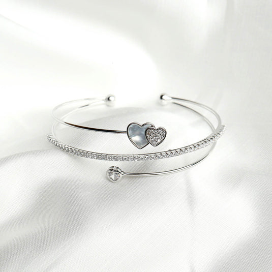 QuinShine elegant silver Eternal Heart Bracelet with dual heart design and sparkling stones
