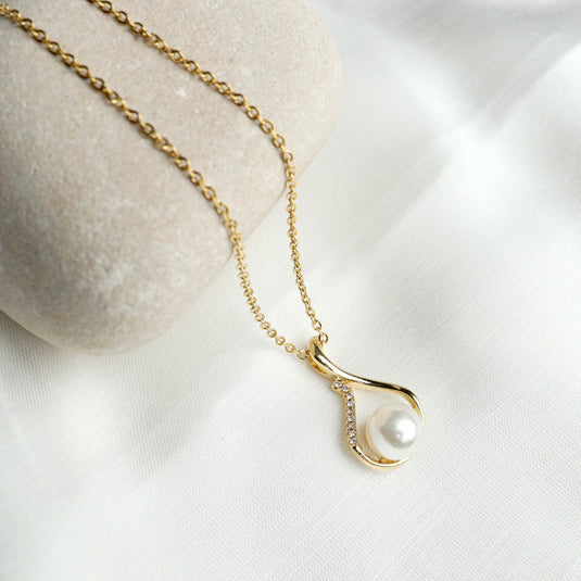 Gold Pavé Pearl Necklace with elegant chain and a pearl pendant adorned with small pavé stones