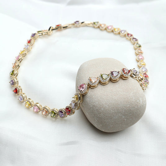 QuinShine halo heart jewelry necklace with multicolor heart-shaped gemstones on a gold chain
