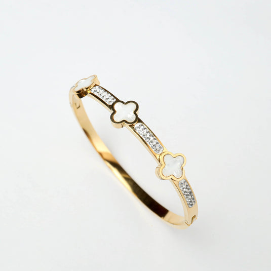 QuinShine luxury gold bracelet with decorative flowers and sparkling crystals for elegant style