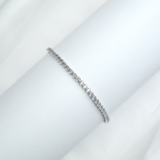 QuinShine luxury tennis bracelet with sparkling diamonds set in a sleek silver design