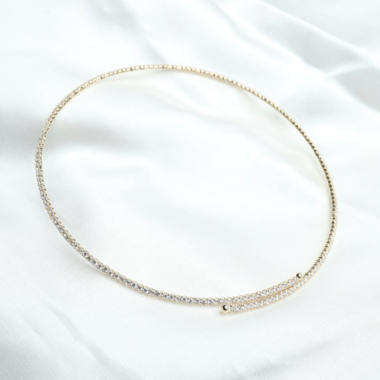 QuinShine open diamond necklace with delicate round diamonds on a thin gold chain