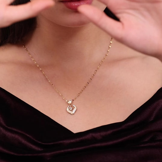 Elegant Gold Flame Necklace with Diamond