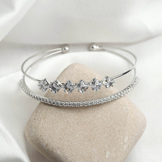 QuinShine crystal-studded bracelet with sparkling crystals on silver double band design